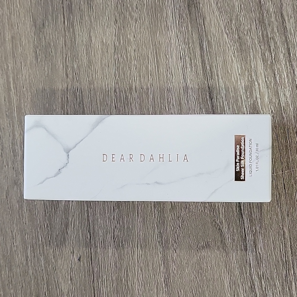 Dear Dahlia silk paradise sheer silk foundation